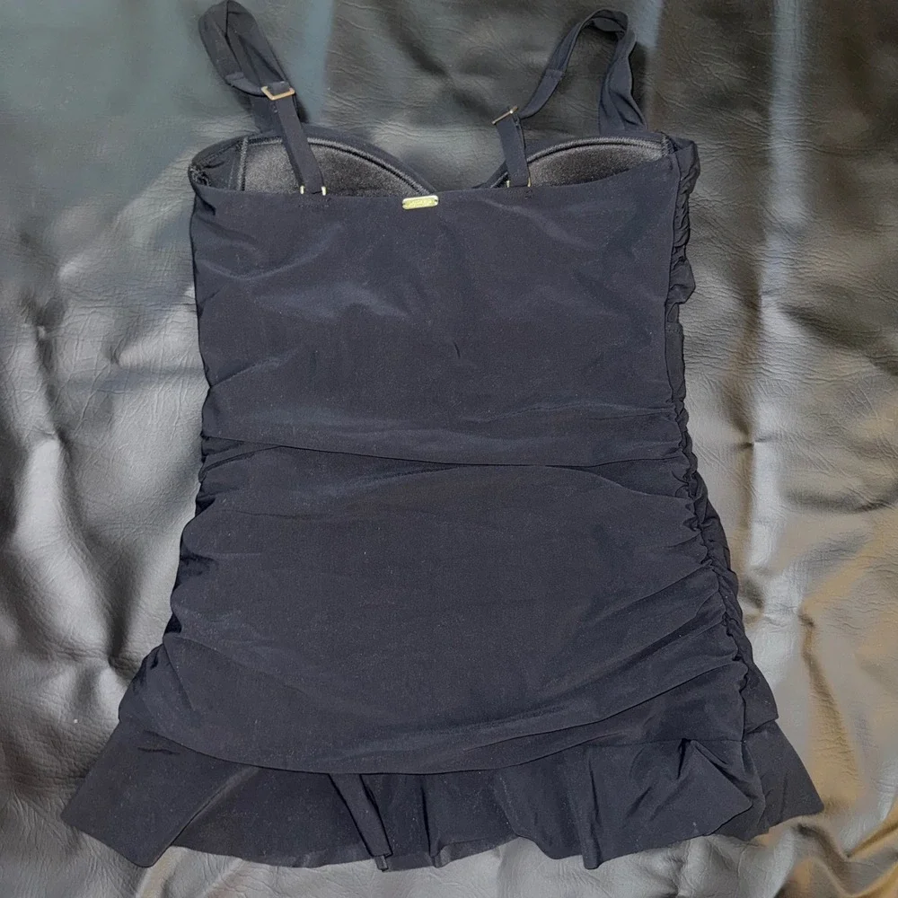 Lands End Black Slender Ruched Tankini Top Sweetheart Ruffle Swimsuit Size 6‎
